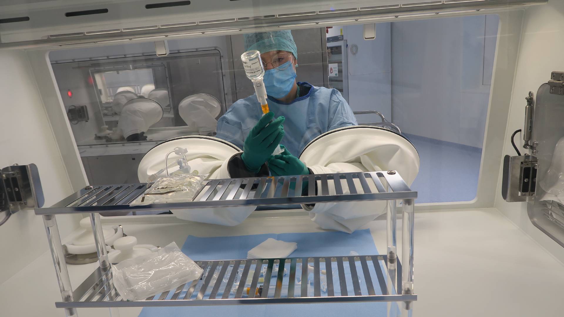 L’hôpital EpiCURA d’Hornu lance l’UCPC, une unité dédiée à la préparation de ses propres chimiothérapies 